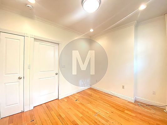 4th image of 161 E 99th St APT 2B