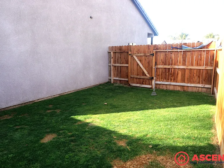5511 Beacon Ridge Ct — Photo 14