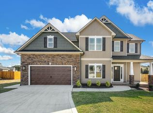 161 Cedarbrook Dr, Benson, NC 27504