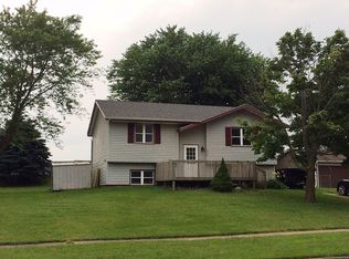 1009 Aspen Dr, Norwalk, IA 50211
