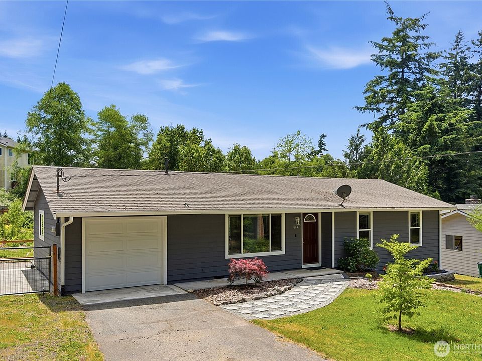 1st image of 847 NE Michelle Court