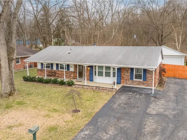 8519 Elmway Dr, Dayton, OH 45415