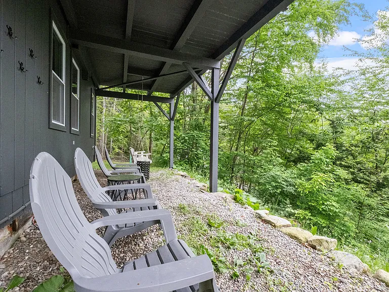 Hilltop Dr — Photo 68