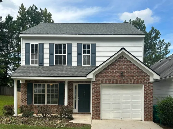 541 Carlton Pointe Dr, Palmetto, GA 30268