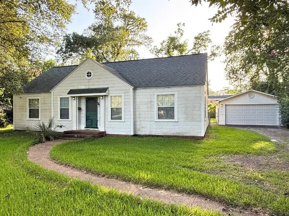 1801 Central Dr, Beaumont, TX 77706