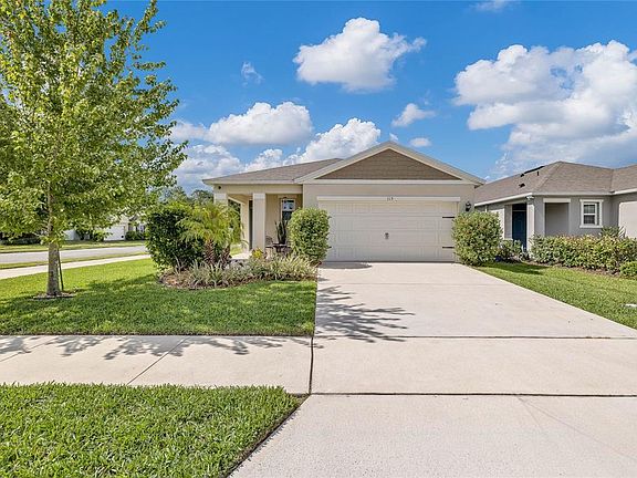 2nd image of 115 Duchess Rd