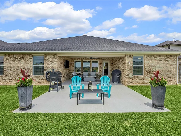 3335 Kendleshire Ln — Photo 31