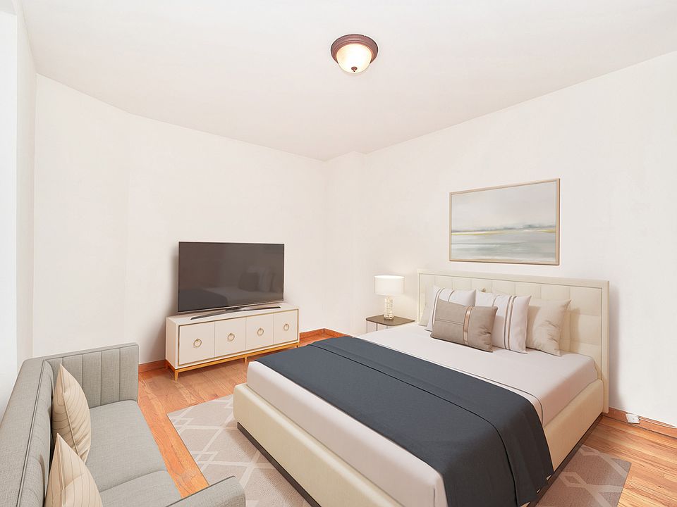 1st image of 300 E 5th St APT 15