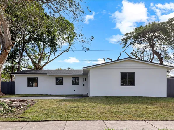 9770 SW 159th St, Miami, FL 33157