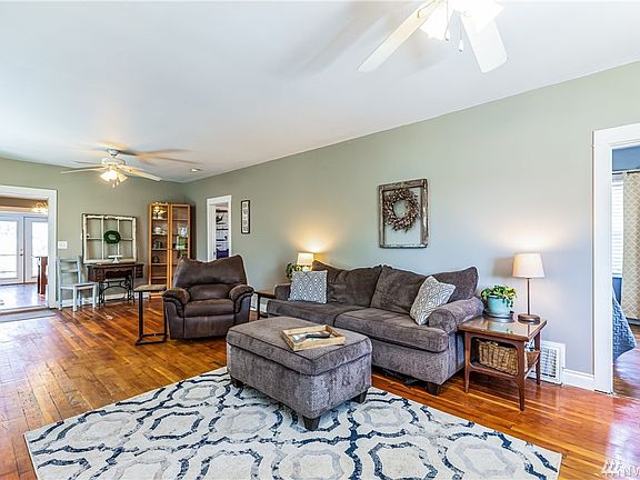 2nd image of 9006 McKinley Ave