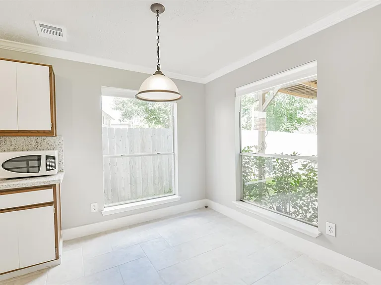 1623 Stonehaven Village Cir — Photo 11