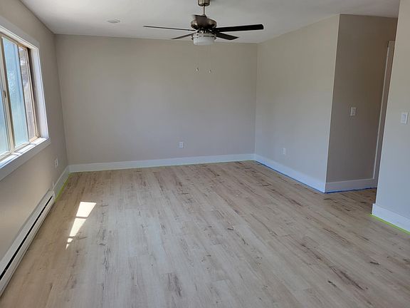 2nd image of 206 S Davis St APT 3