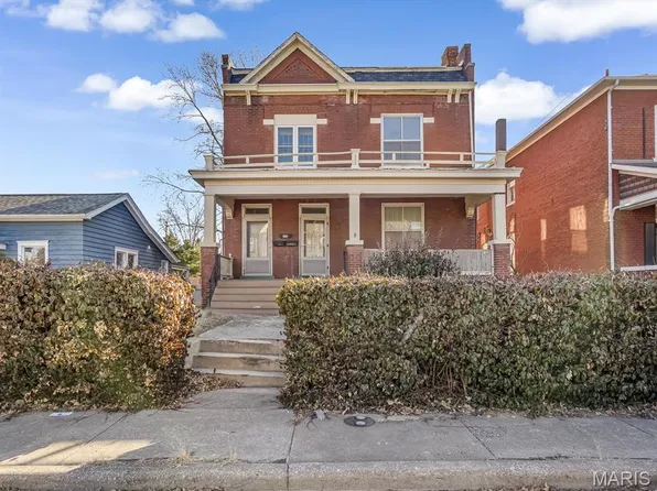 216 N Jackson St, Belleville, IL 62220
