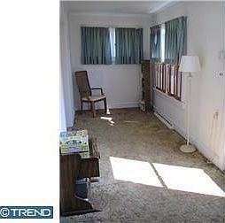 3rd image of 3408 Roselawn Ave