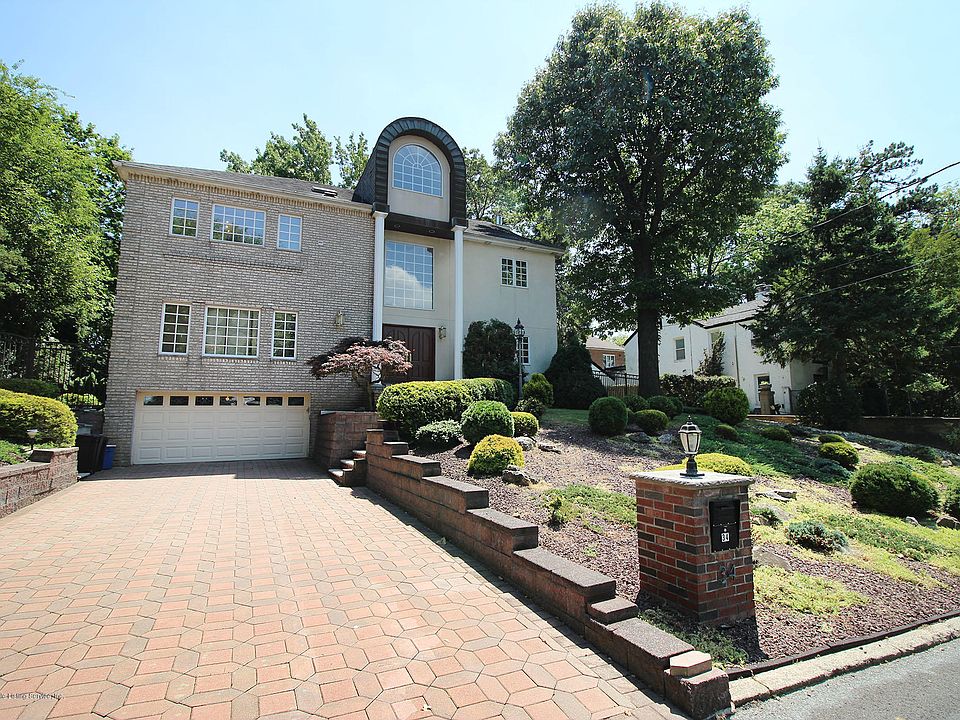 1st image of 34 Longfellow Ave