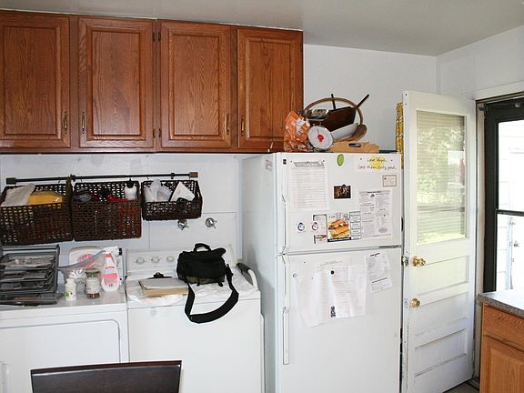 washer and dryer in unit