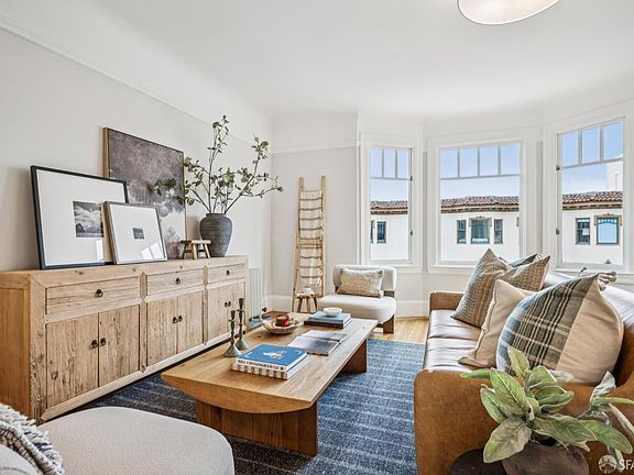 5th image of 1490 Francisco Street #7