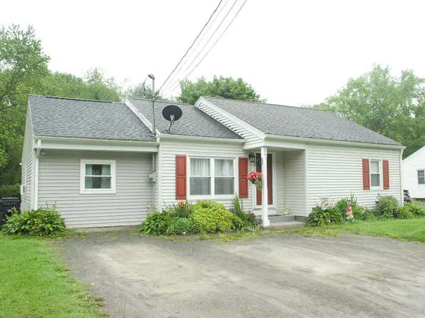 601 Pennsylvania Ave, Apalachin, NY 13732