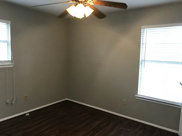 148 Bowie Ln — Photo 14