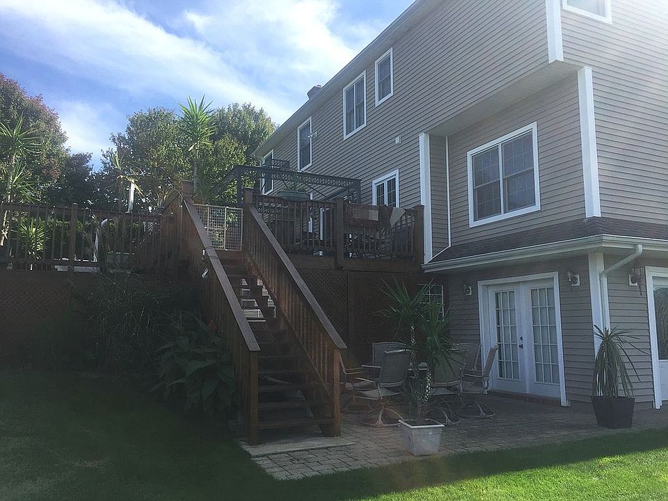 74 Barn Hill Ln, Newington, CT 06111 Zillow