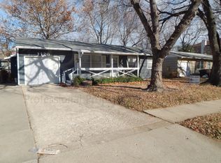 1120 SW 31st St, Topeka, KS 66611