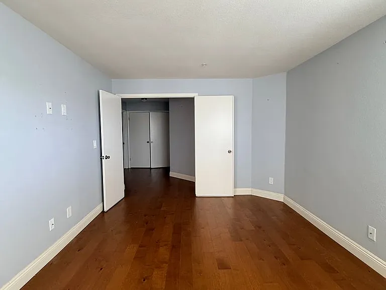 691 Pointe Pacific Dr #2 — Photo 28