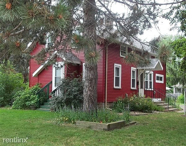 spokane front yard