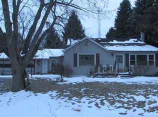 7282 Wayne St, Lexington, MI 48450