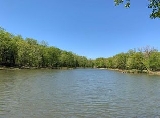 36 State Hwy, Warrenton, MO 63383