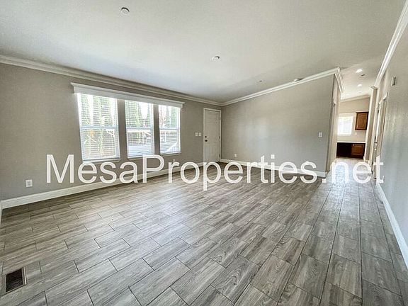 5th image of 4436 N Sunflower Ave