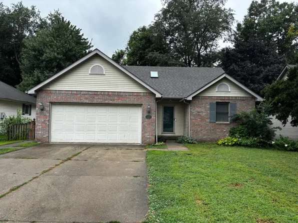 2393 Huber Ln, Terre Haute, IN 47802
