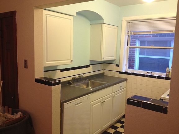 2nd image of 6368 Bancroft Ave