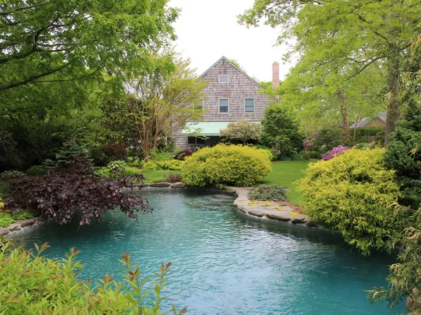 https://photos.zillowstatic.com/fp/6de97dd122b0d7178ca886ea032e8974-p_e.webp
