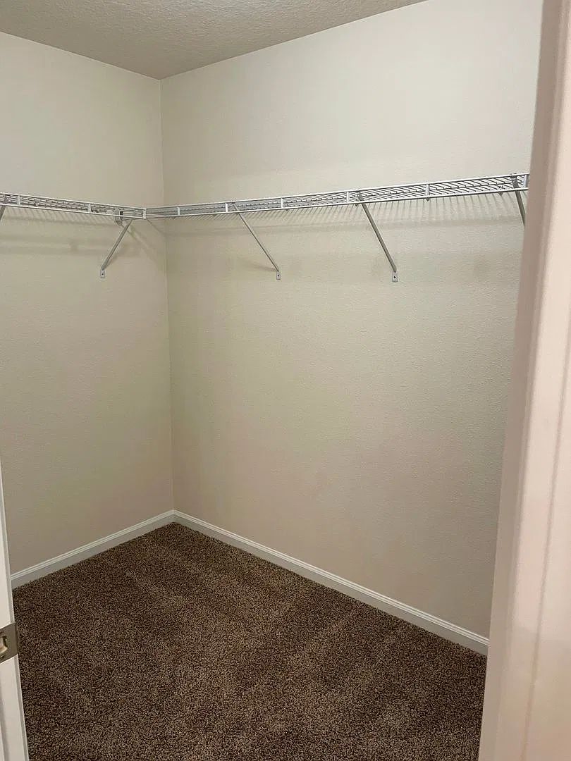 New updated home with a fenced in yard! — Photo 4