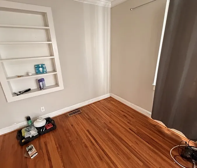 25 Louise Ave — Photo 3