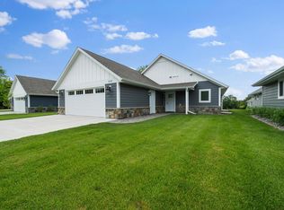 1515 Geneva Rd NE, Alexandria, MN 56308