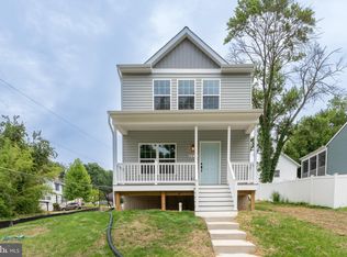 2015 Jeanne Ave, Halethorpe, MD 21227