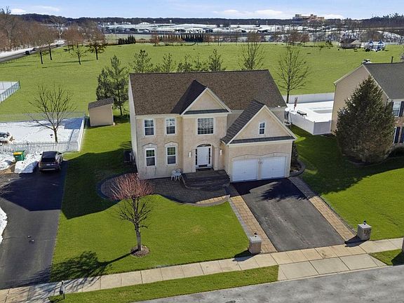 5th image of 103 Tatham Rd