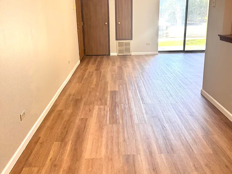 2264 Abbeywood Dr #1 — Photo 6