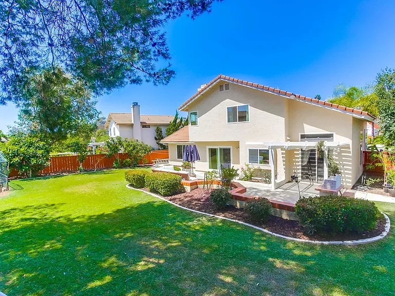 10730 Carillon Ct — Photo 66