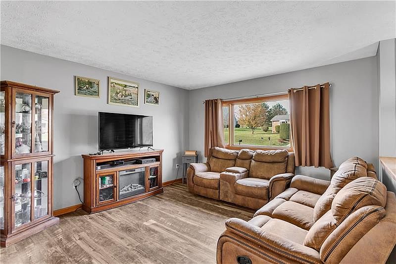 111 Sanger Dr N, Beaver Falls, PA 15010 Zillow