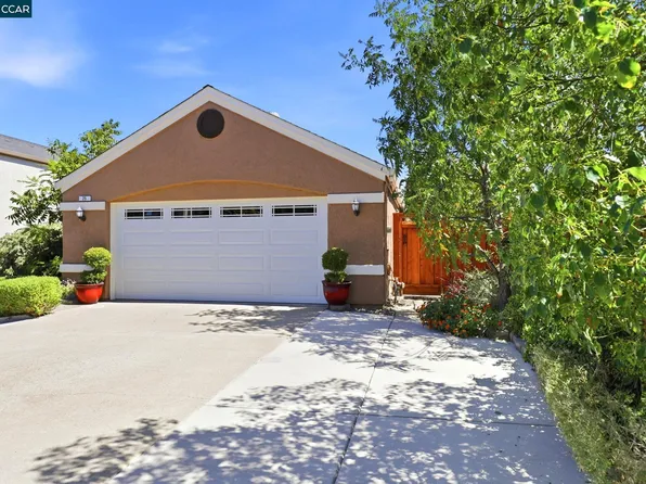 25 Sparrow Hawk Ct, Oakley, CA 94561