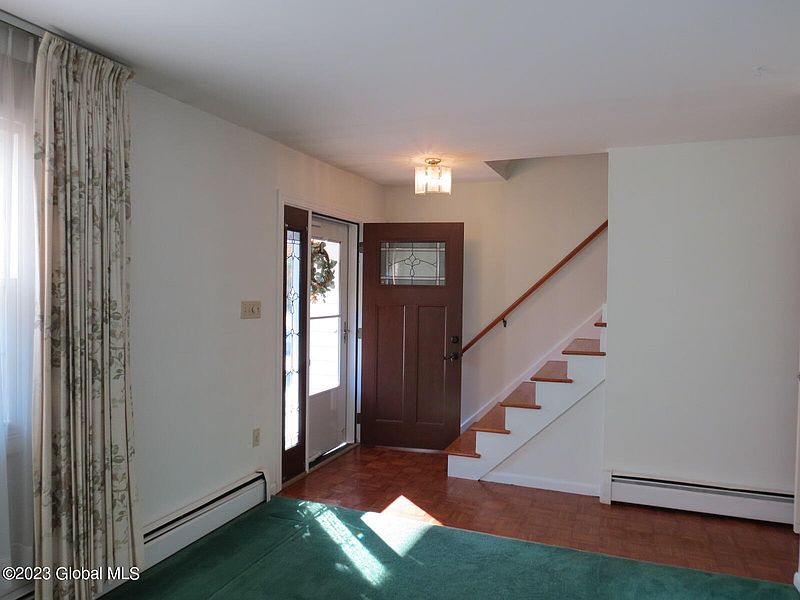 3rd image of 27 Zelenke Drive