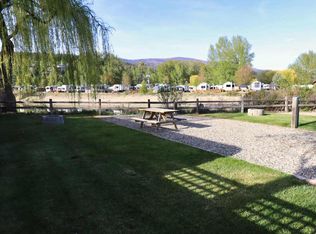 4 Marina Way, Columbia Shuswap, BC V0E 1M4