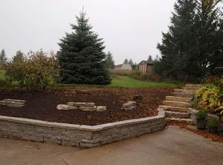 8160 Salisbury Rd, Kewaskum, WI 53040