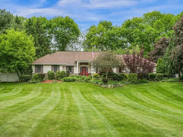 5 Orchard Hill Vista, Florida, NY 10921