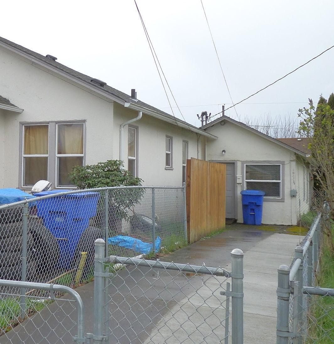 1011 S 5th Ave 1/2, Kelso, WA 98626 Zillow