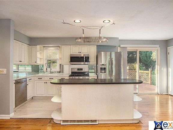 2nd image of 1308 Englewood Dr