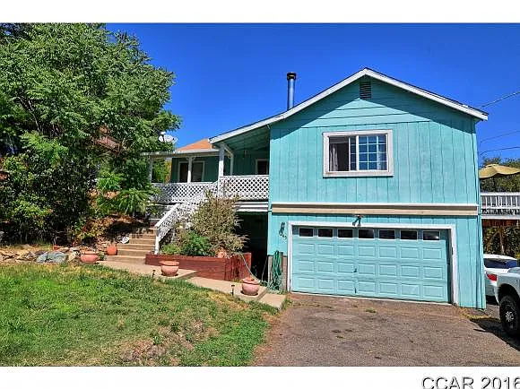 1245 Love St photo 1