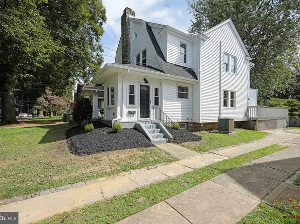 285 Ballymore Rd, Springfield, PA 19064